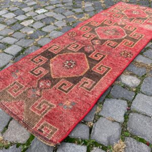 1.7 ft. x 4.7 ft. Vintage Turkish Rug TR25807 Image 1