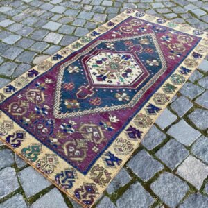 2.3 ft. x 4.3 ft. Vintage Turkish Rug TR26467 Image 1