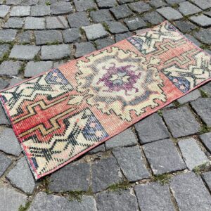 1.2 ft. x 2.6 ft. Vintage Turkish Rug TR28197 Image 1