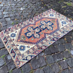 2.2 ft. x 3.9 ft. Vintage Turkish Rug TR28647 Image 1